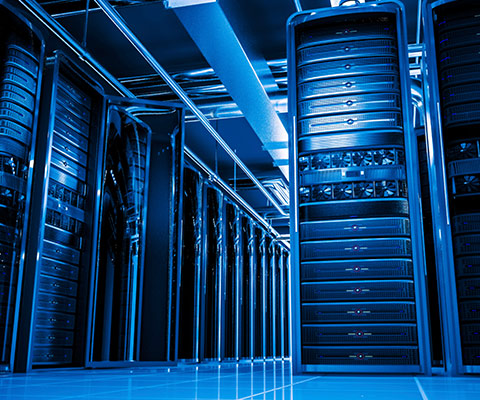Evaporative humidifiers in a data centre